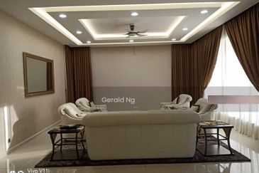 Peridot Precinct Emerald East