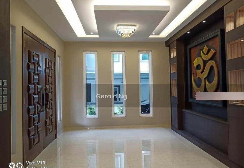 Peridot Precinct Emerald East