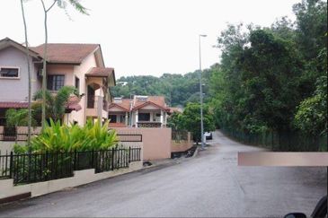 Corner 2 sty Big Land at Andaman Ukay Ampang