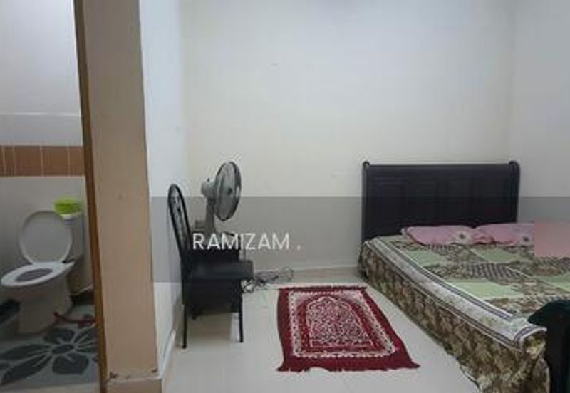 Taman Bunga Raya, Sepang