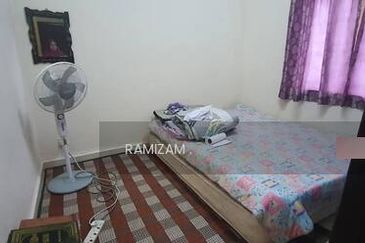 Taman Bunga Raya, Sepang