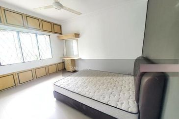 Sri Jelatek Condominium