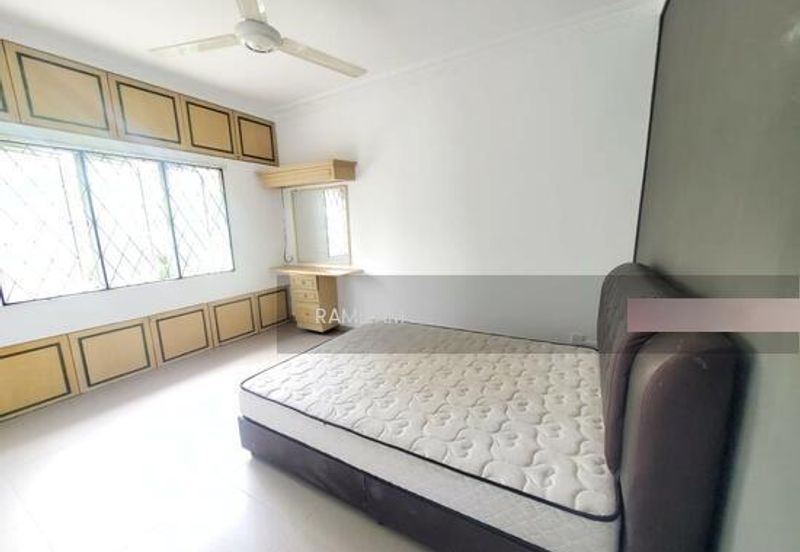 Sri Jelatek Condominium