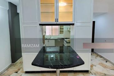 Sri Jelatek Condominium