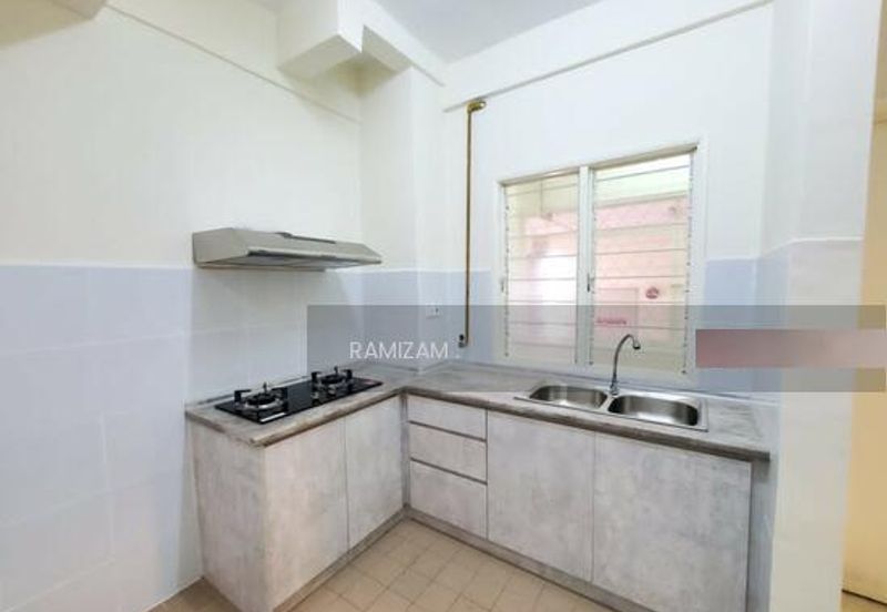 Sri Jelatek Condominium