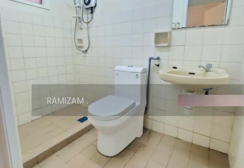 Sri Jelatek Condominium