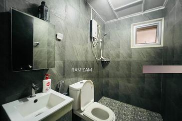 Sri Jelatek Condominium