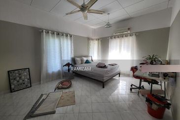 Suadamai, Bandar Tun Hussein Onn