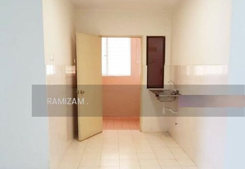 Putra Villa Kondominium