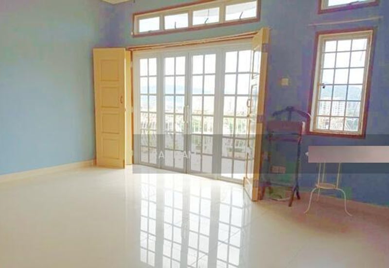 2 Storey Semi D Big Land Nice View Taman Melawati KL For Sale