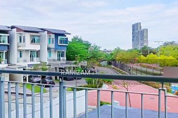 Symphony Hills Schubert