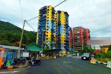 Menara Merak Kayangan