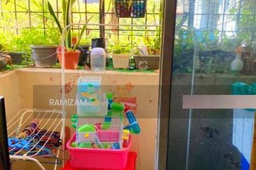 Menara Merak Kayangan