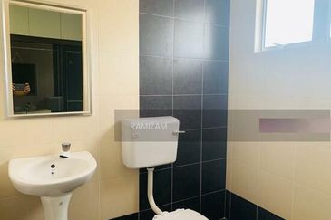 TAMAN LAGENDA TELUK INTAN