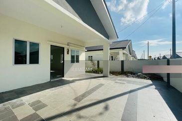 TAMAN LAGENDA TELUK INTAN