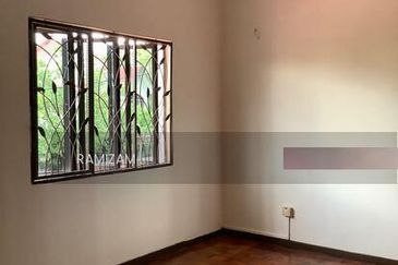 2 Storey House Taman Setiawangsa KL For Sale