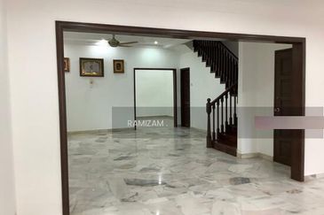 2 Storey House Taman Setiawangsa KL For Sale