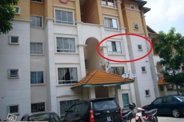 Astana Alam Apartment