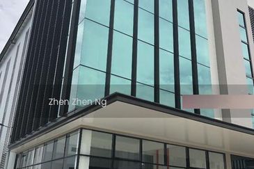 IBP at SiLC, Iskandar Puteri, Gelang Patah, Premier Industrial Lot For Rent come with Cargo Lift