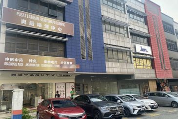 The Earth @ Bukit Jalil