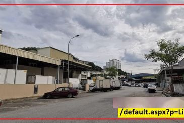 2.5 Storey Semi-D Factory Bukit Permai Cheras (Q2716)