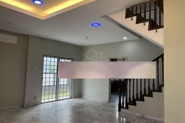 Setiawangsa End Lot Double Storey Terrace House For Sales  RM 1,500,000