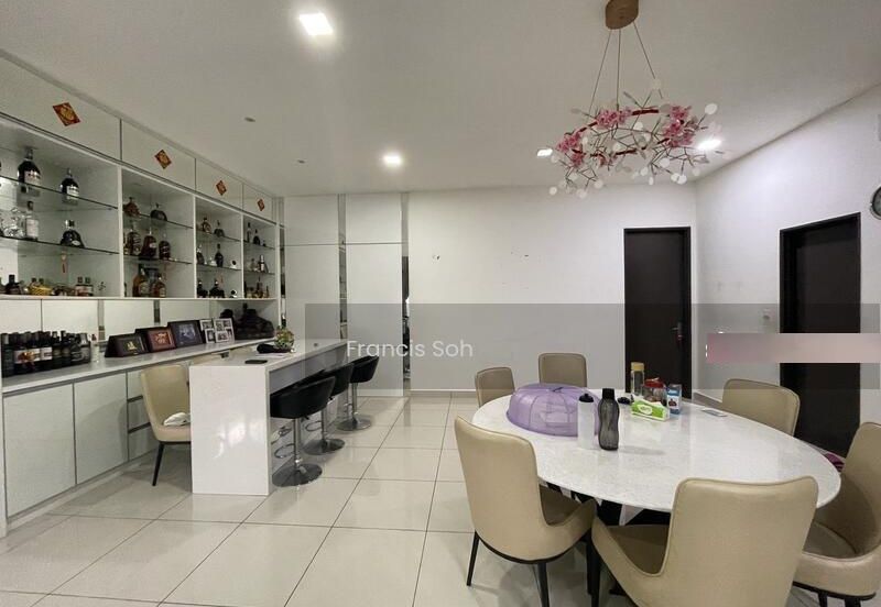 Palmiera @ Kinrara Residence, Below market price