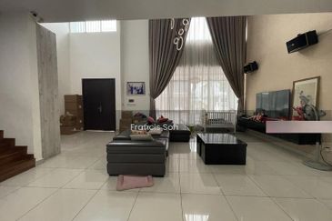 Palmiera @ Kinrara Residence, Below market price