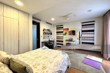 Titian, Bukit Jelutong