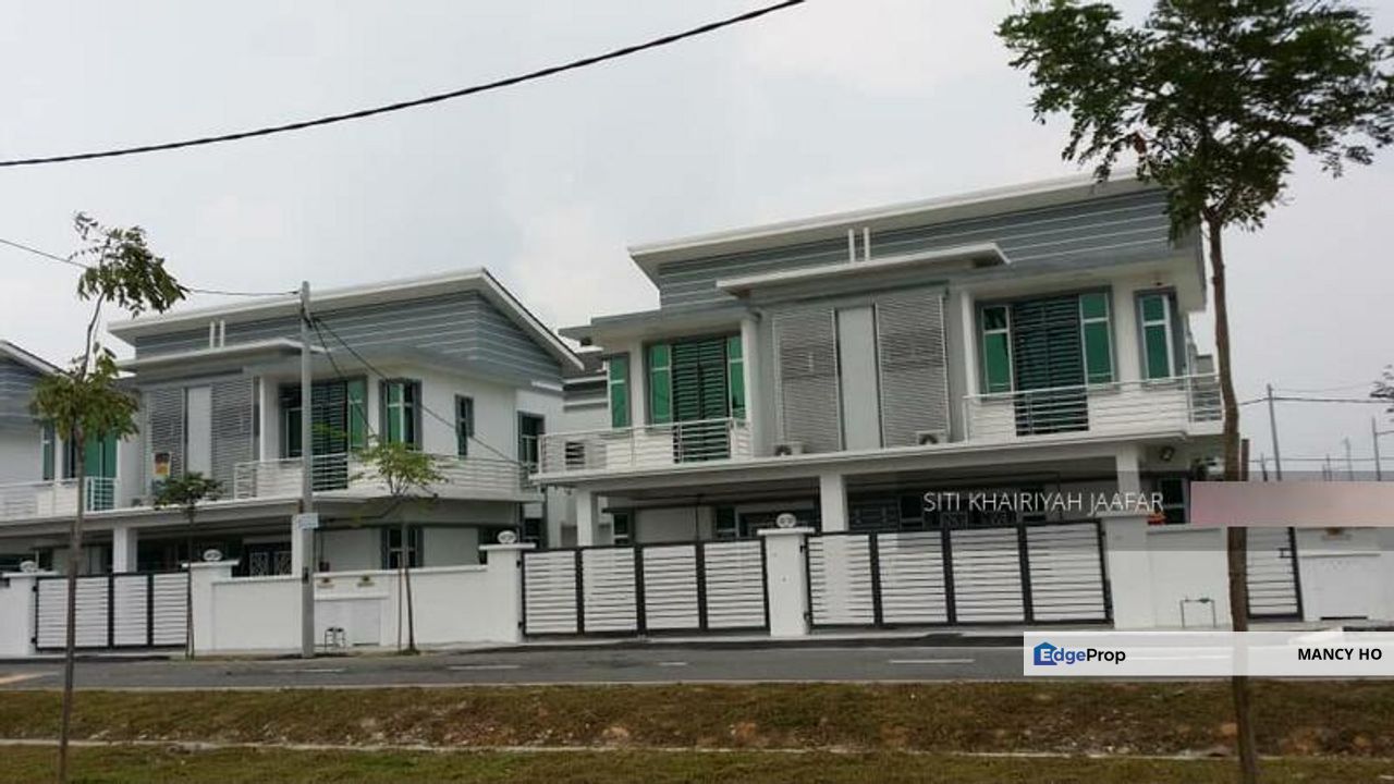 Saujana Putra Semi d cluster SP10 sp 10 furnished, Selangor, Bandar Saujana Putra