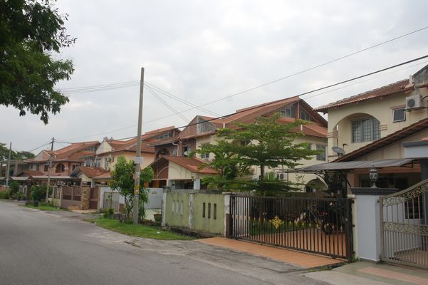 Taman Putra Perdana Puchong Intermediate 1 5 Sty Terrace Link House 3 Bedrooms For Sale Iproperty Com My