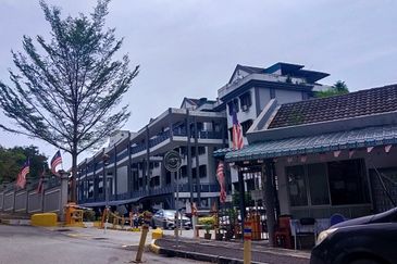 Sri Kinabalu Condominium