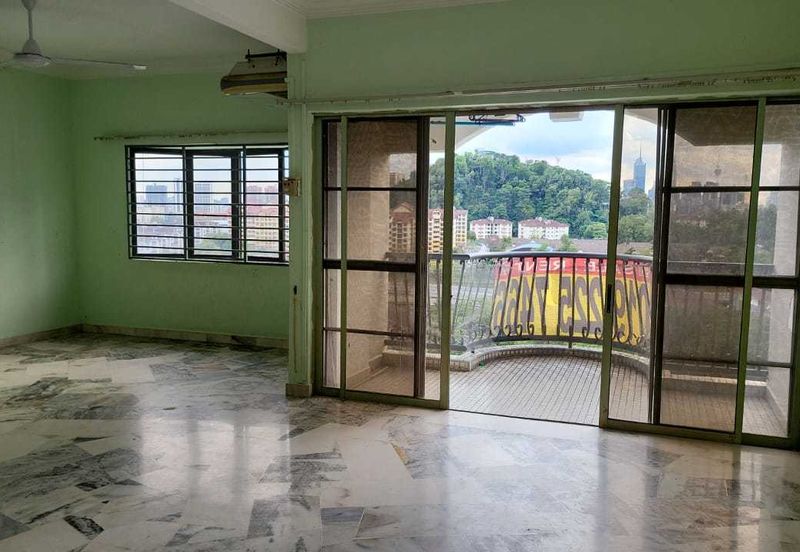 Sri Kinabalu Condominium