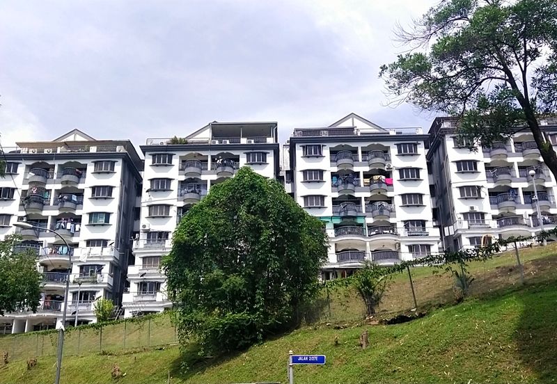 Sri Kinabalu Condominium
