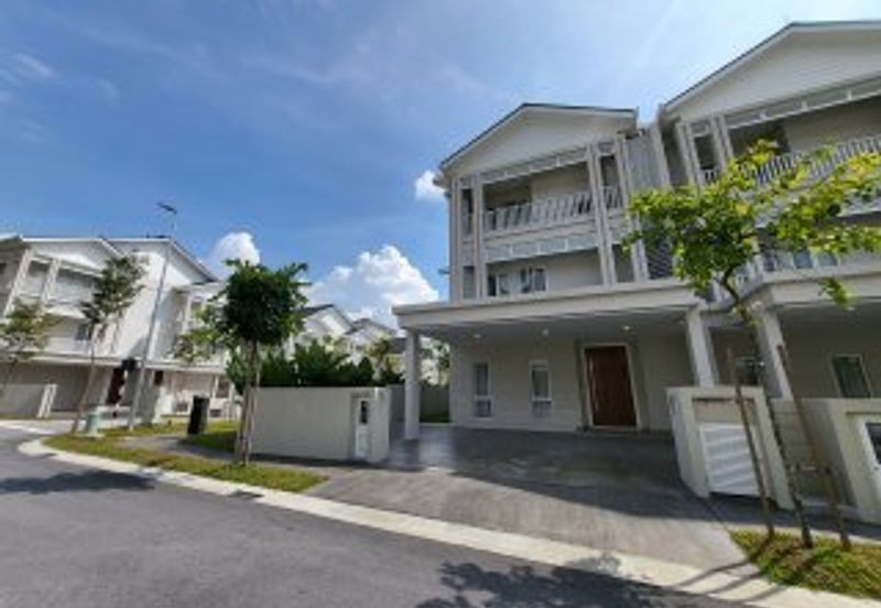 Greenery View 3 Storey Superlink @ Mont Kiara
