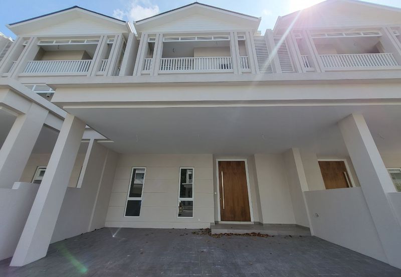 Greenery View 3 Storey Superlink @ Mont Kiara