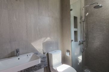 Greenery View 3 Storey Superlink @ Mont Kiara