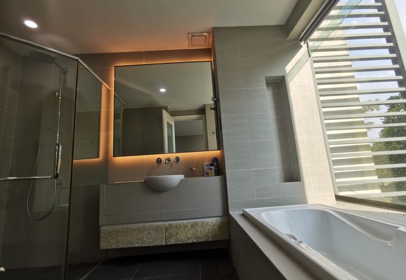 East Residence @ KLGCC