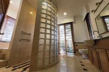 FOR SALE: 2 Adjoining Lot @ Ampang Hilir / U-Thant