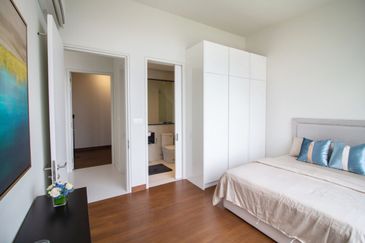 Pavilion Embassy Residence