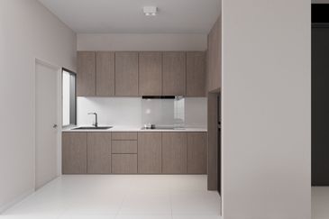 New Luxury Condo D’Idaman Residensi @ Tasik Selatan. Walking distance to Bandar Tasik Selatan LRT & MRT station