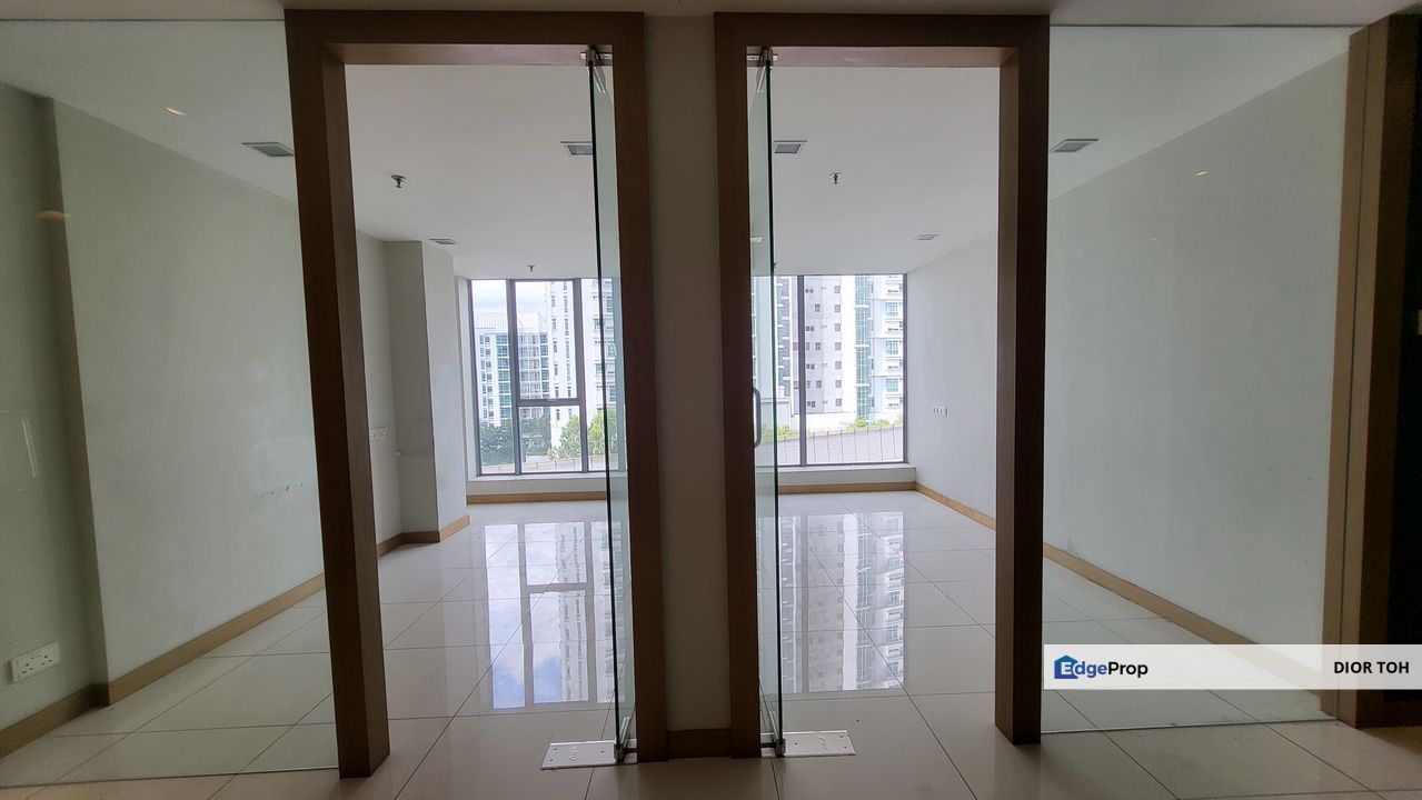 FOR RENT/FOR SALE Renovated Office at Mont Kiara, Kuala Lumpur, Mont Kiara