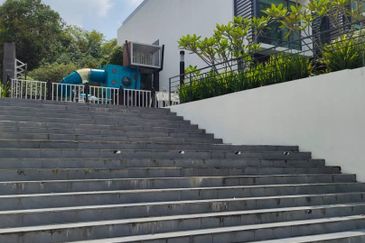 East Residence @ KLGCC