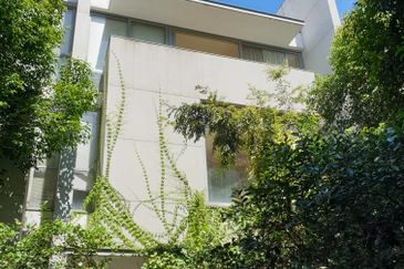 4 Storey Link Villa with Private Lift & Garden I Ampang Hilir KL