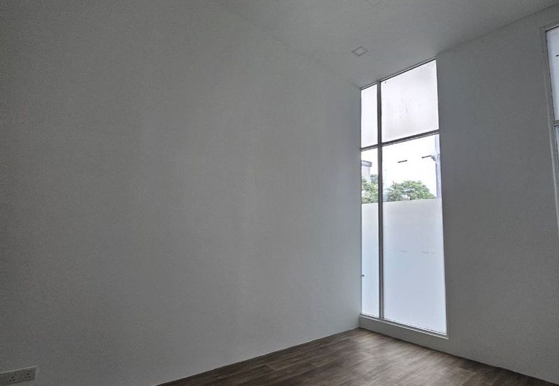 Retail Lots for sale and rent. Casa Suites, Petaling Jaya (opposite 3 Damansara Mall), behind Damansara Intan. 