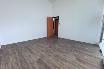 Retail Lots for sale and rent. Casa Suites, Petaling Jaya (opposite 3 Damansara Mall), behind Damansara Intan. 