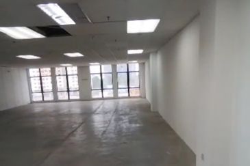 Space for Rent @ Bangunan Cube, Petaling Jaya. Walking distance to Asia Jaya LRT Station.