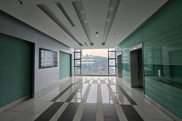 8 Storey Enbloc Commercial Building For Sale @ KL