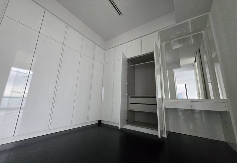 Commercial space with Panoramic Views of the KL City Skyline @ Pavilion Damansara Heights. Next to Pavilion Damansara Heights Mall.