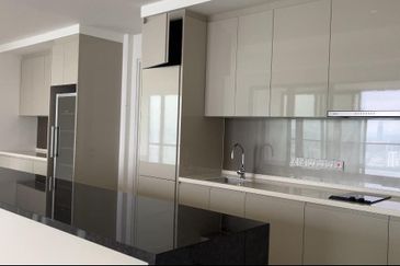 Commercial space with Panoramic Views of the KL City Skyline @ Regent Suites, Damansara Heights. Next to Pavilion Damansara Heights Mall.